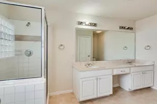 12565 Piping Rock Dr, Houston, TX 77077 - Photo 13