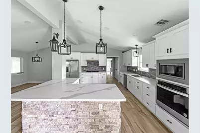 3706 Roberts Boulevard, Baytown, TX 77521 - Photo 5