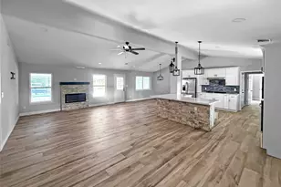 3706 Roberts Blvd, Baytown, TX 77521 - Photo 11