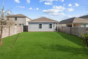 614 Edge Lake Ct, Conroe, TX 77316 - Photo 21