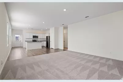 614 Edge Lake Court, Conroe, TX 77316 - Photo 9