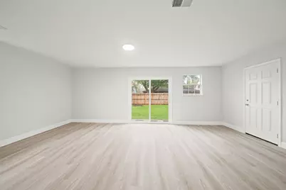 7435 Neal Ridge Drive, Houston, TX 77489 - Photo 13