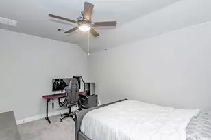 319 Clifton Crane Rd, La Porte, TX 77571 - Photo 17
