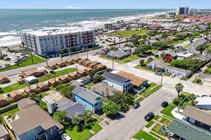 4213 Ave T 1/2, Galveston, TX 77550 - Photo 45