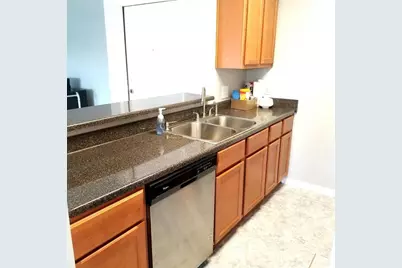 3045 Walnut Bend Lane #28, Houston, TX 77042 - Photo 11