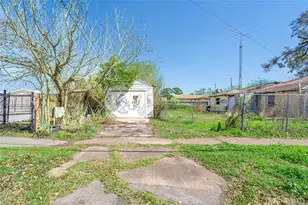 8101 Bendell Dr, Houston, TX 77017 - Photo 11