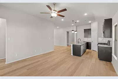 1016 Shoal Creek Trail, Conroe, TX 77304 - Photo 11