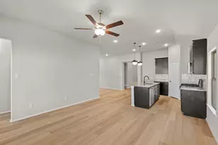 1016 Shl Crk Trl, Conroe, TX 77304 - Photo 11