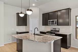 1016 Shl Crk Trl, Conroe, TX 77304 - Photo 3