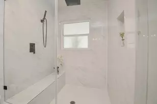 4302 McDermed Dr, Houston, TX 77035 - Photo 41