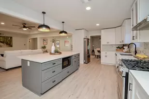 4302 McDermed Dr, Houston, TX 77035 - Photo 29