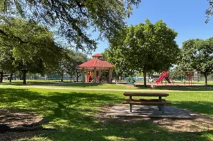 4302 McDermed Dr, Houston, TX 77035 - Photo 7