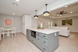4302 McDermed Dr, Houston, TX 77035 - Photo 27