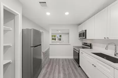 4630 Clover Street, Houston, TX 77051 - Photo 15