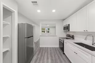 4630 Clover St, Houston, TX 77051 - Photo 15