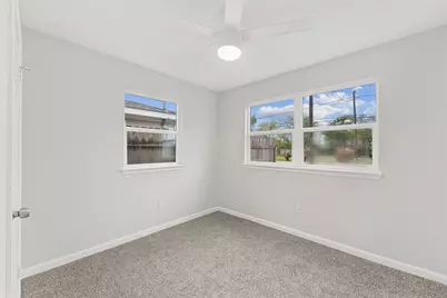 4630 Clover Street, Houston, TX 77051 - Photo 17
