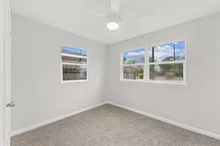 4630 Clover St, Houston, TX 77051 - Photo 17