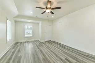 18433 Novarra Dr, Conroe, TX 77306 - Photo 7