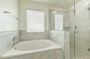 18433 Novarra Dr, Conroe, TX 77306 - Photo 21