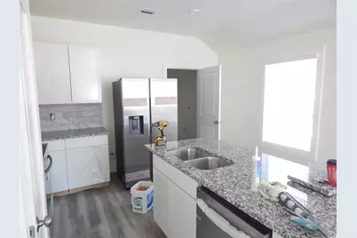 18433 Novarra Drive, Conroe, TX 77306 - Photo 9