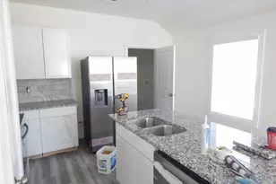 18433 Novarra Dr, Conroe, TX 77306 - Photo 9