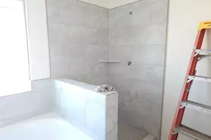 18433 Novarra Dr, Conroe, TX 77306 - Photo 17