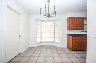 21327 Park Tree Ln, Katy, TX 77450 - Photo 11