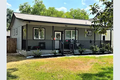 815 Leonard Avenue, Richmond, TX 77469 - Photo 1
