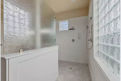 9305 Old River Court E, Montgomery, TX 77356 - Photo 25