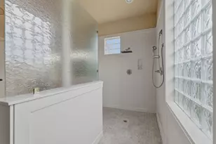 9305 Old River Ct E, Montgomery, TX 77356 - Photo 25