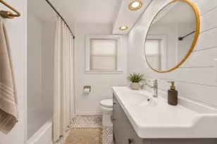 1626 Walton St, Houston, TX 77009 - Photo 9