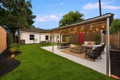 1626 Walton Street, Houston, TX 77009 - Photo 1