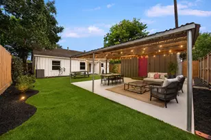 1626 Walton St, Houston, TX 77009 - Photo 1