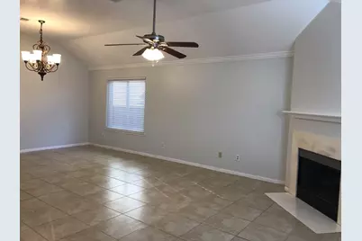 11075 Landsbury Court, Houston, TX 77099 - Photo 5
