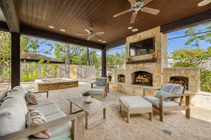 746 W 42nd St, Houston, TX 77018 - Photo 35