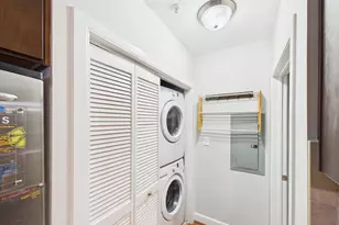300 St Joseph Pkwy, Houston, TX 77002 - Photo 11