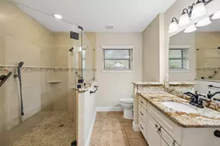 1613 S Hood St, Alvin, TX 77511 - Photo 11
