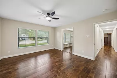 1613 S Hood Street, Alvin, TX 77511 - Photo 13