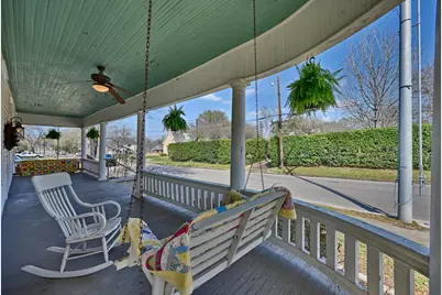 303 Ross Street, Brenham, TX 77833 - Photo 7