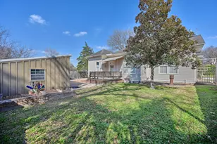 303 Ross St, Brenham, TX 77833 - Photo 37