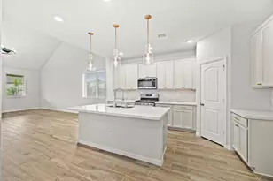 19806 Lone Paddock Cir, Tomball, TX 77377 - Photo 9