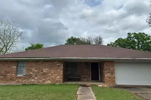 1601 Westwind Dr, Brenham, TX 77833 - Photo 5