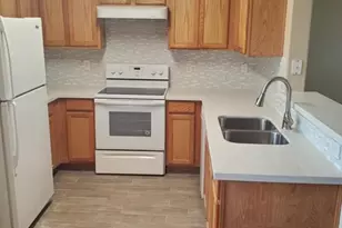 171 Horn Ct, Baytown, TX 77523 - Photo 11