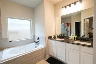 30533 Pleasant Oaks Dr, Magnolia, TX 77355 - Photo 21