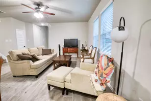 30533 Pleasant Oaks Dr, Magnolia, TX 77355 - Photo 5