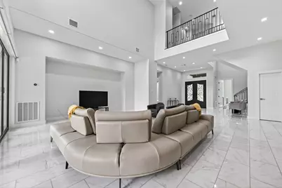 14002 Woodthorpe Lane, Houston, TX 77079 - Photo 7