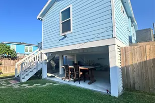 2811 Ave Q 1/2, Galveston, TX 77550 - Photo 11