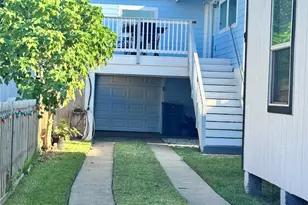 2811 Ave Q 1/2, Galveston, TX 77550 - Photo 9