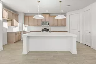 206 Sierra Stream Ln, Conroe, TX 77304 - Photo 5