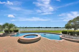 18718 Martinique Dr, Houston, TX 77058 - Photo 41